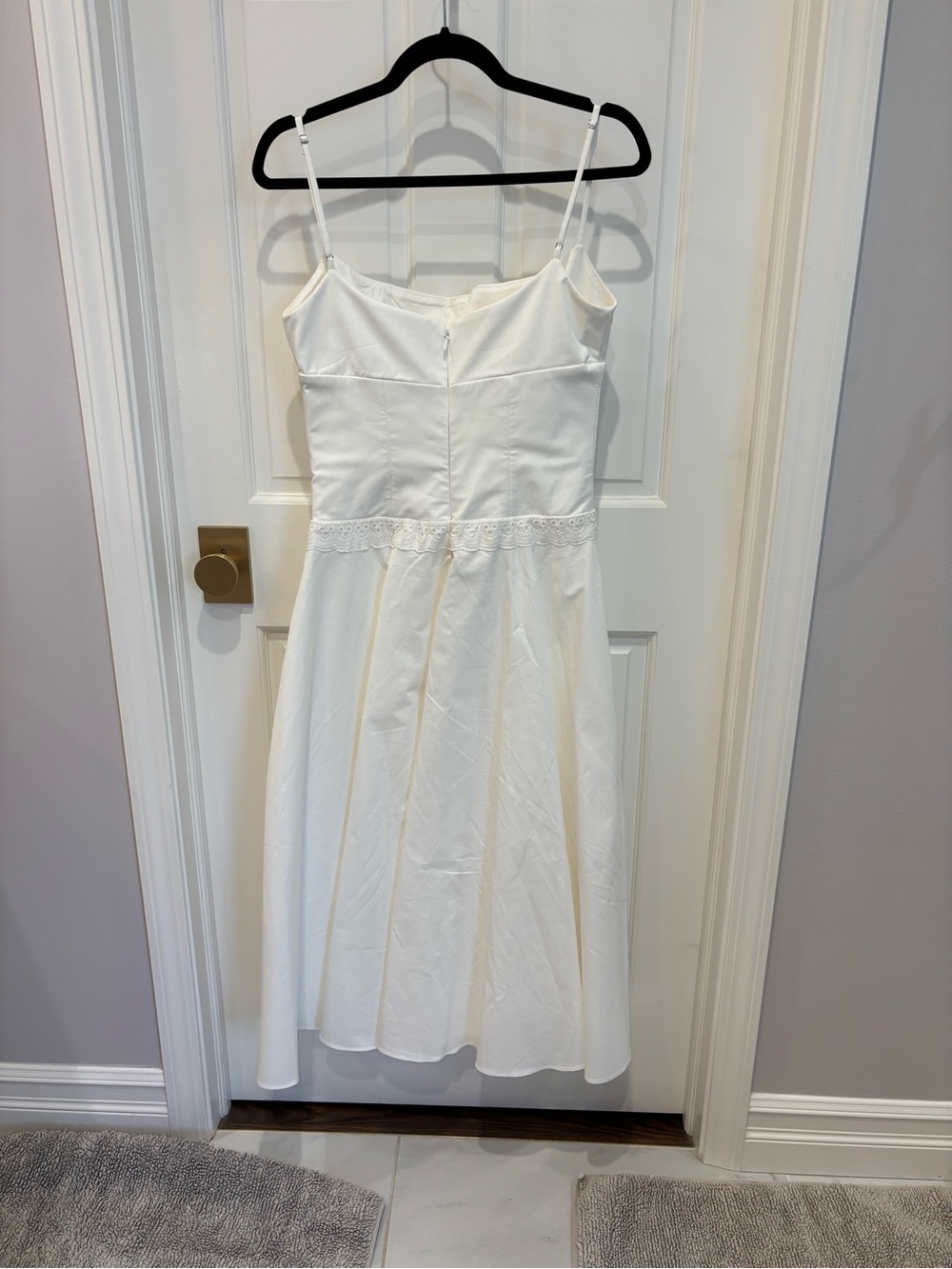 House of CB Liora White Cotton Broderie Anglaise trim Midi Dress - Picture 2 of 12